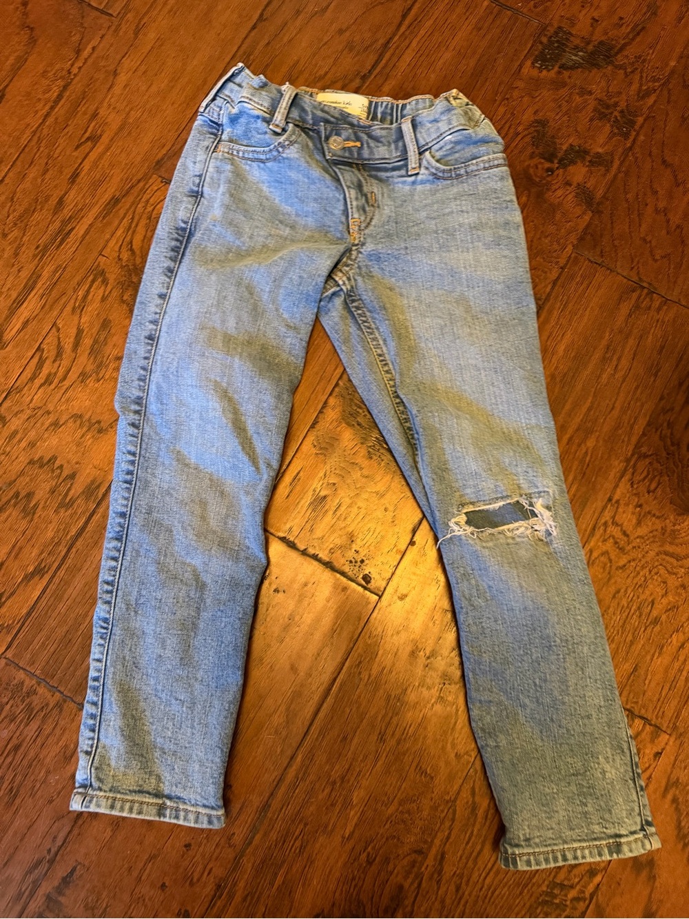 Light Blue girls' Abercrombie Mom Jean Distressed Straight-Leg Jeans